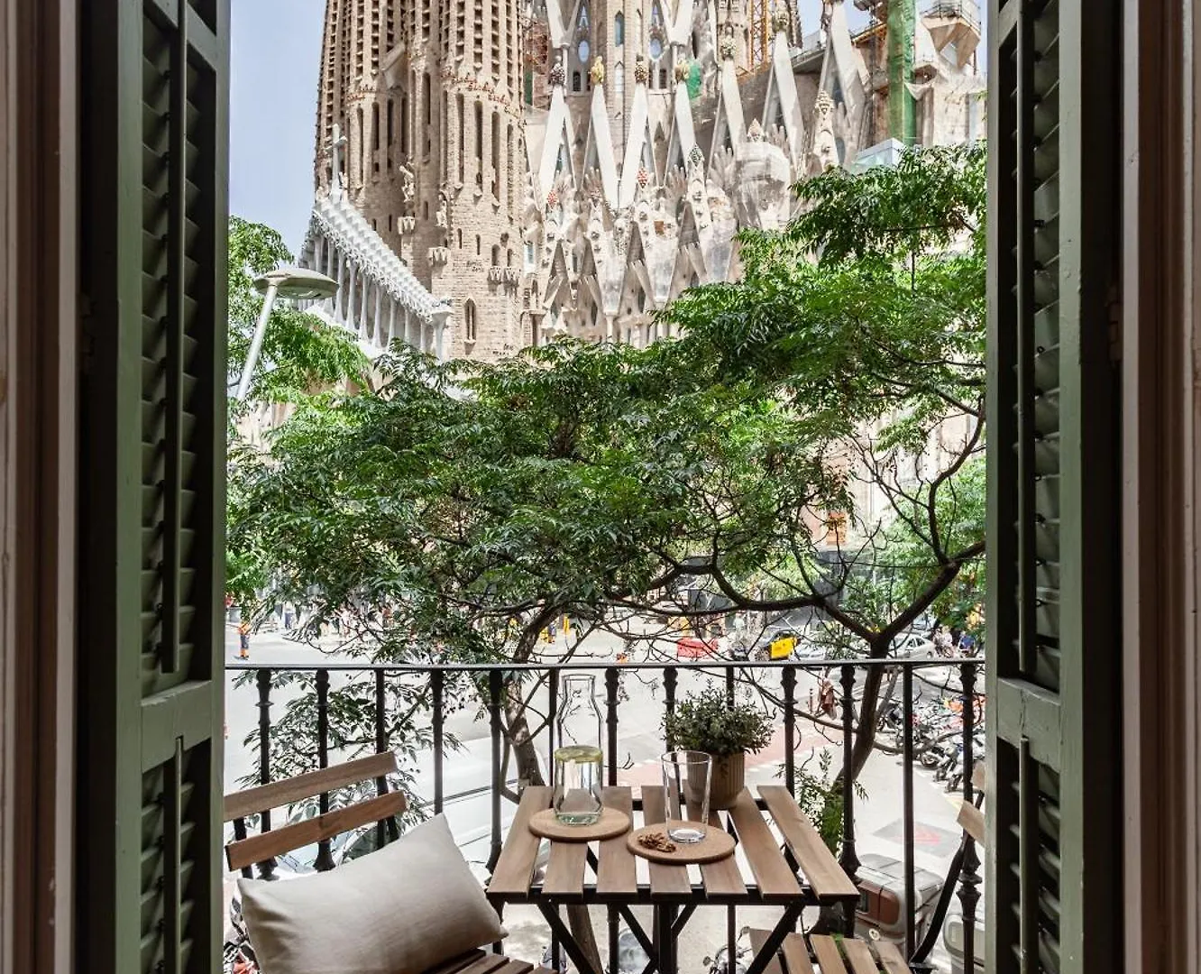 Click&Flat Gaudi Dream II Apartment Barcelona Spain