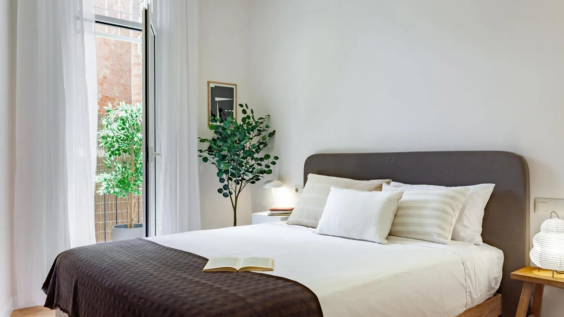 Click&Flat Gaudi Dream II Apartment Barcelona Spain